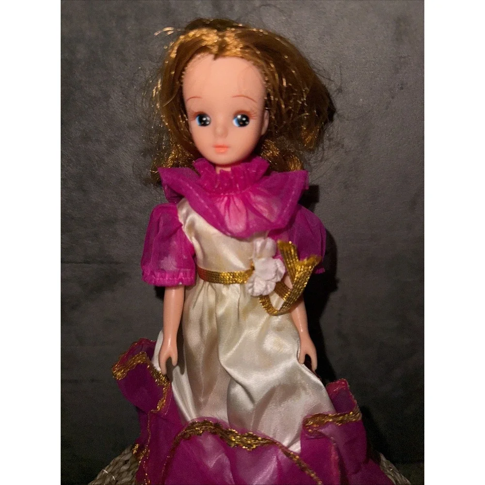Vintage Takara Japan Jenny Fashion Doll Red‎ Hair Painted Eyes